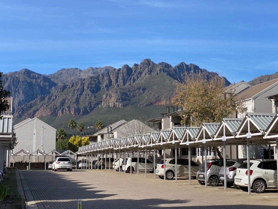 2 Bedroom Property for Sale in Klein Drakenstein Western Cape